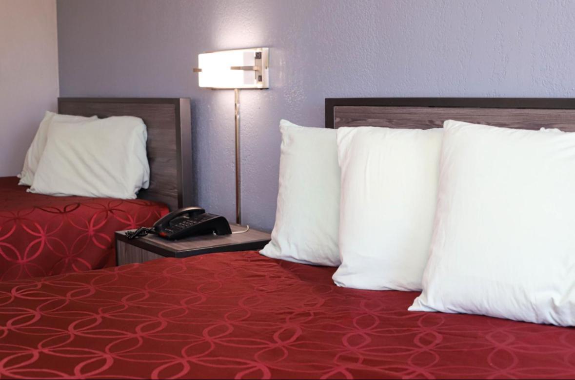 Express Inn ديورانت المظهر الخارجي الصورة